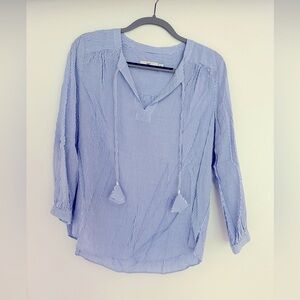 Vineyard Vines Blue and White Seersucker Blouse